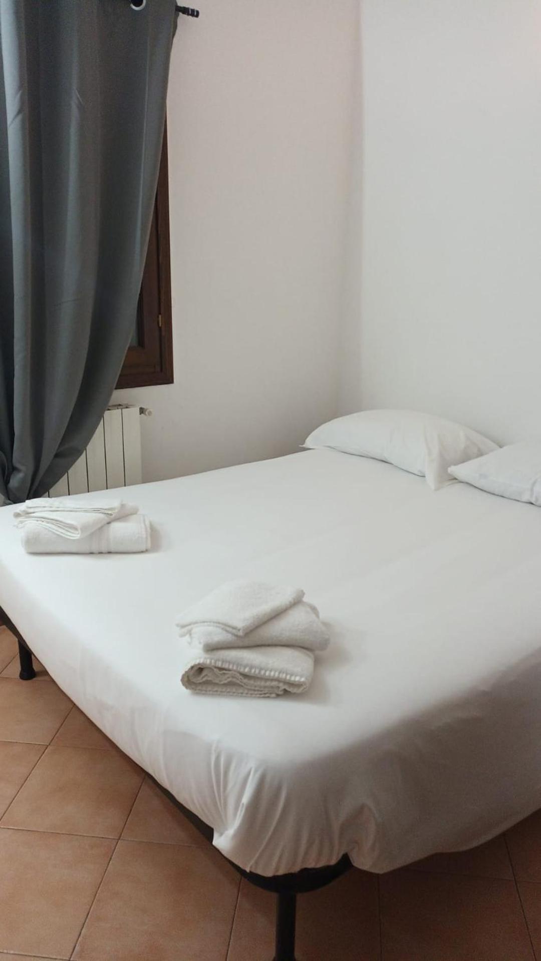 דירות ליבורנו Casa N 2 Con Parcheggio Privato E Colonnina Ricarica מראה חיצוני תמונה