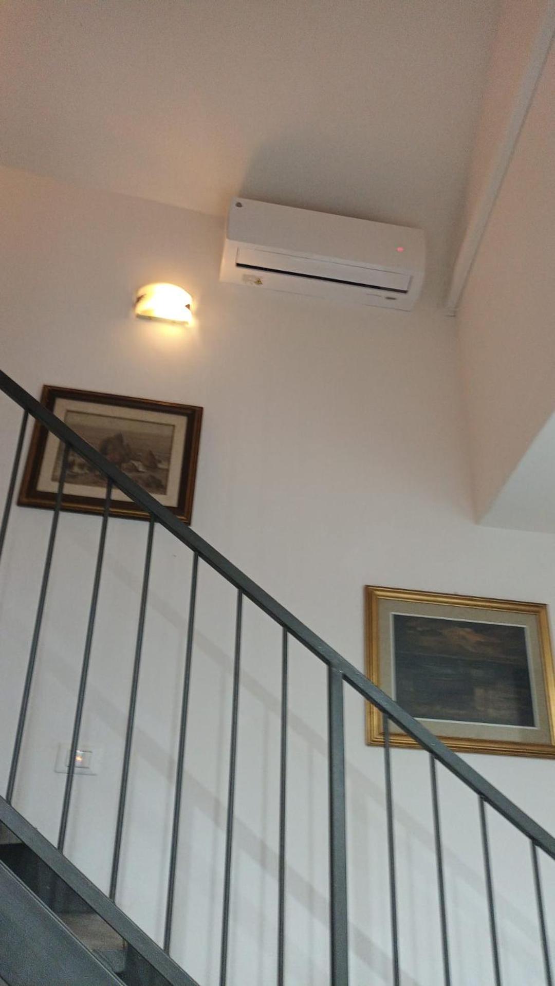 דירות ליבורנו Casa N 2 Con Parcheggio Privato E Colonnina Ricarica מראה חיצוני תמונה